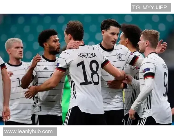 上海足球队荣登足球配合排行榜第十名展现团队实力与默契 上海足球队荣登足球配合排行榜第十名展现团队实力与默契