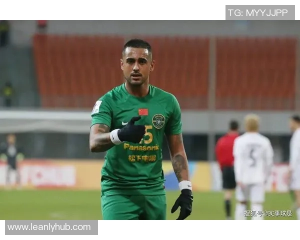 武汉业余足球明星阵容揭晓球员风采与实力并存的精彩瞬间 武汉业余足球明星阵容揭晓球员风采与实力并存的精彩瞬间